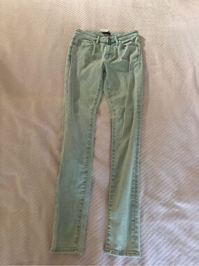 Uniqlo men 
Skinny Jeans in Sage Green